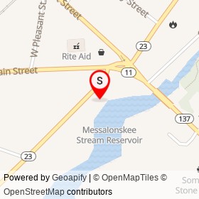 Oakland House of Pizza on Water Street, Oakland Maine - location map