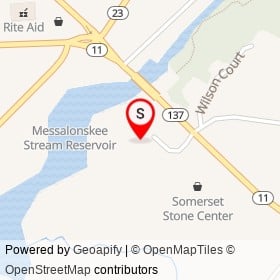 Dollar General on Pullen Drive, Oakland Maine - location map