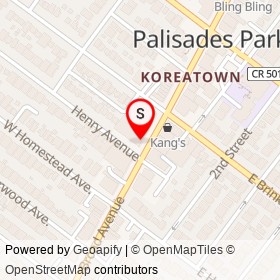 Pho 32 on Broad Avenue, Palisades Park New Jersey - location map