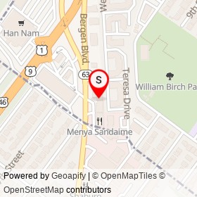 Yamyam Chicken on Westgate Drive South, Fort Lee New Jersey - location map